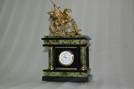 Часы с колоннами Георгий Победоносец